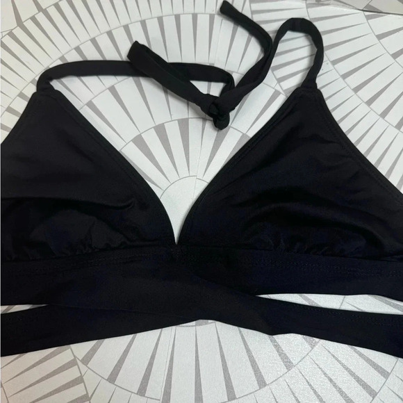 Mossimo Women’s Small Black Bikini Top and‎ Bottom - Picture 4 of 8